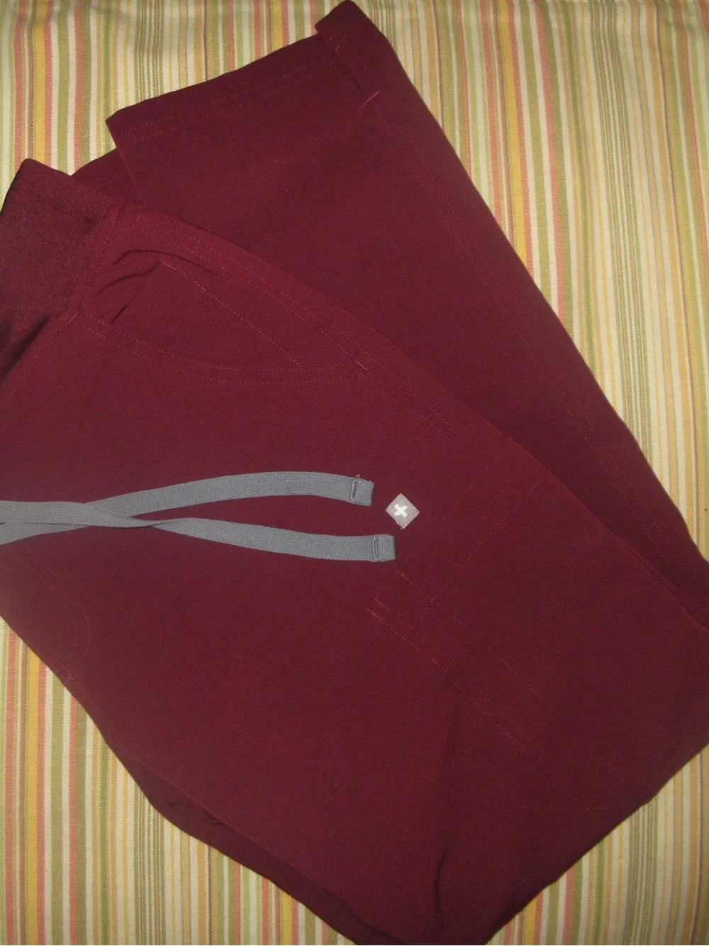 Figs Yola scrub pants (NOT high waisted)
